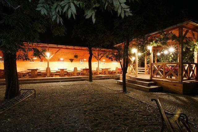 Hotel Saloon ซลีน ภายนอก รูปภาพ
